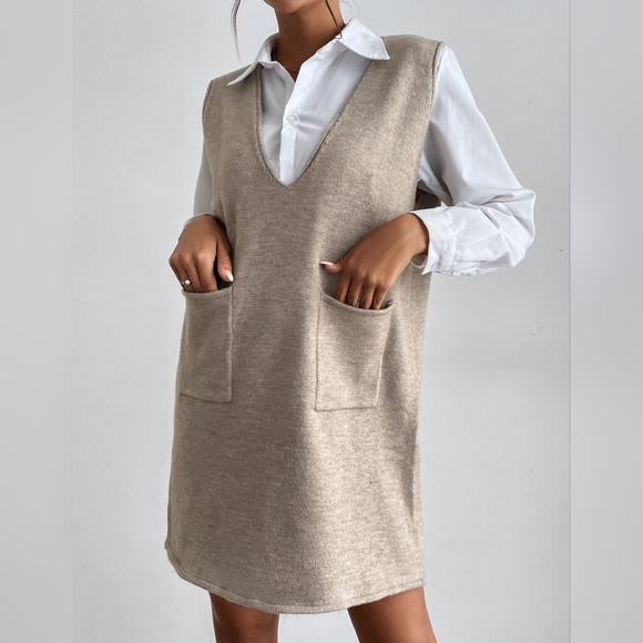 Dual Pocket Sleeveless Sweater Dress Without Blouse - Picture 2 of 5
